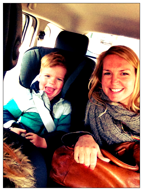 Morris en tante Tess in de auto